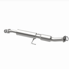 Load image into Gallery viewer, MagnaFlow Exhaust Products 5571189 California CARB Direct-Fit Catalytic Converter for Select Scion xB