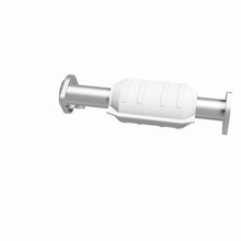 Load image into Gallery viewer, MagnaFlow Exhaust Products 93208 HM Grade Direct-Fit Catalytic Converter for Select Jeep Cherokee