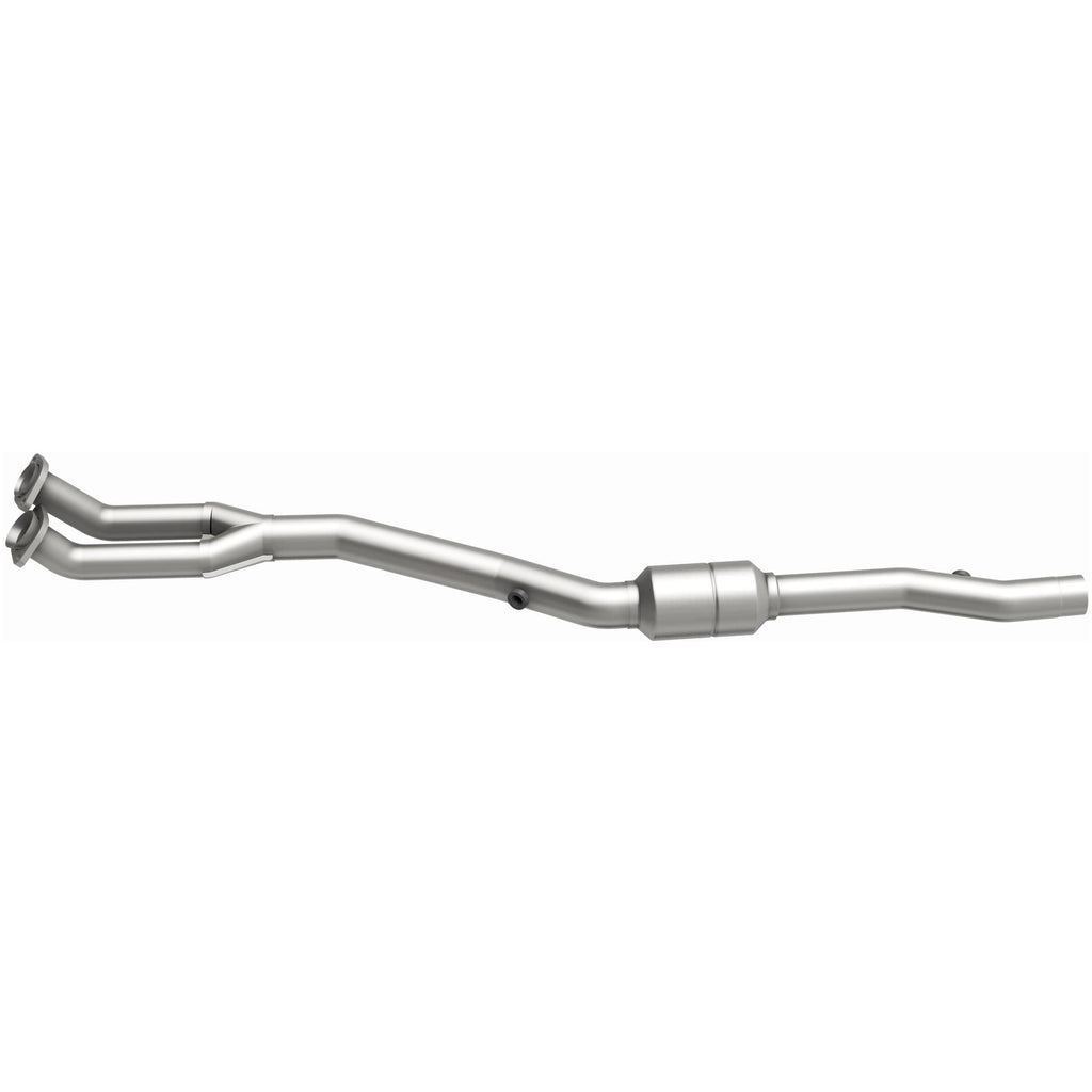 MagnaFlow Exhaust Products 4481687 California CARB Direct-Fit Catalytic Converter for Select BMW 840Ci