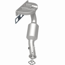 Load image into Gallery viewer, MagnaFlow Exhaust Products 49759 OEM Grade Manifold Catalytic Converter for Select BMW 325Ci, BMW 325i, BMW 325xi, BMW 330Ci, BMW 330i, BMW 330xi, BMW X3, BMW Z3, BMW Z4