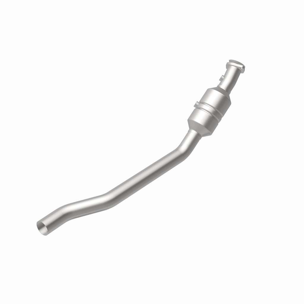 MagnaFlow Exhaust Products 49739 OEM Grade Direct-Fit Catalytic Converter for Select Dodge Durango, Jeep Grand Cherokee