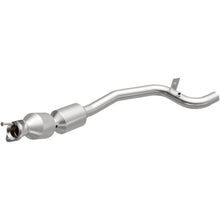 Load image into Gallery viewer, MagnaFlow Exhaust Products 21-608 OEM Grade Direct-Fit Catalytic Converter for Select Land Rover Range Rover, Land Rover Range Rover Sport
