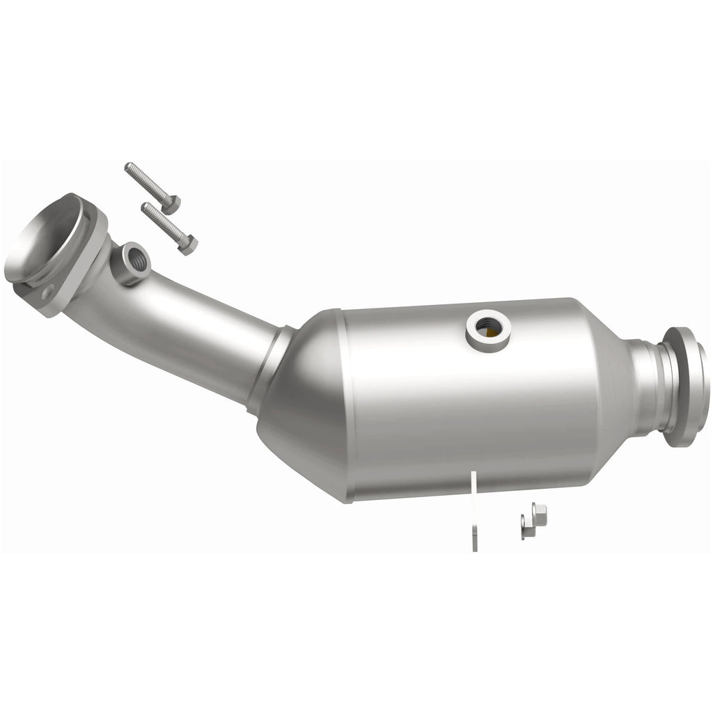 MagnaFlow Exhaust Products 21-682 OEM Grade Direct-Fit Catalytic Converter for Select Mercedes-Benz C400, Mercedes-Benz C43 AMG, Mercedes-Benz C450 AMG, Mercedes-Benz E43 AMG, Mercedes-Benz E450, Mercedes-Benz GLC43 AMG