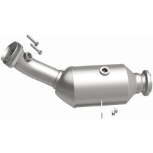 Load image into Gallery viewer, MagnaFlow Exhaust Products 21-682 OEM Grade Direct-Fit Catalytic Converter for Select Mercedes-Benz C400, Mercedes-Benz C43 AMG, Mercedes-Benz C450 AMG, Mercedes-Benz E43 AMG, Mercedes-Benz E450, Mercedes-Benz GLC43 AMG