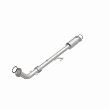 Load image into Gallery viewer, MagnaFlow Exhaust Products 5571556 California CARB Direct-Fit Catalytic Converter for Select Toyota Solara