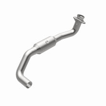 Load image into Gallery viewer, MagnaFlow Exhaust Products 5451694 California CARB Direct-Fit Catalytic Converter for Select Ford F-150, Lincoln Mark LT