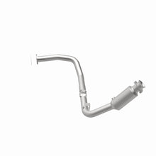 Load image into Gallery viewer, MagnaFlow Exhaust Products 5551532 California CARB Direct-Fit Catalytic Converter for Select Land Rover LR4, Land Rover Range Rover Sport