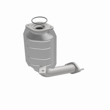 Load image into Gallery viewer, MagnaFlow Exhaust Products 25209 HM Grade Direct-Fit Catalytic Converter for Select Ford Five Hundred, Ford Freestyle, Mercury Montego