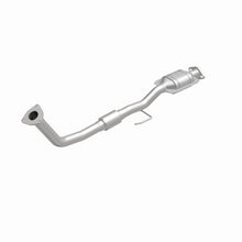 Load image into Gallery viewer, MagnaFlow Exhaust Products 441769 California CARB Direct-Fit Catalytic Converter for Select Toyota Camry