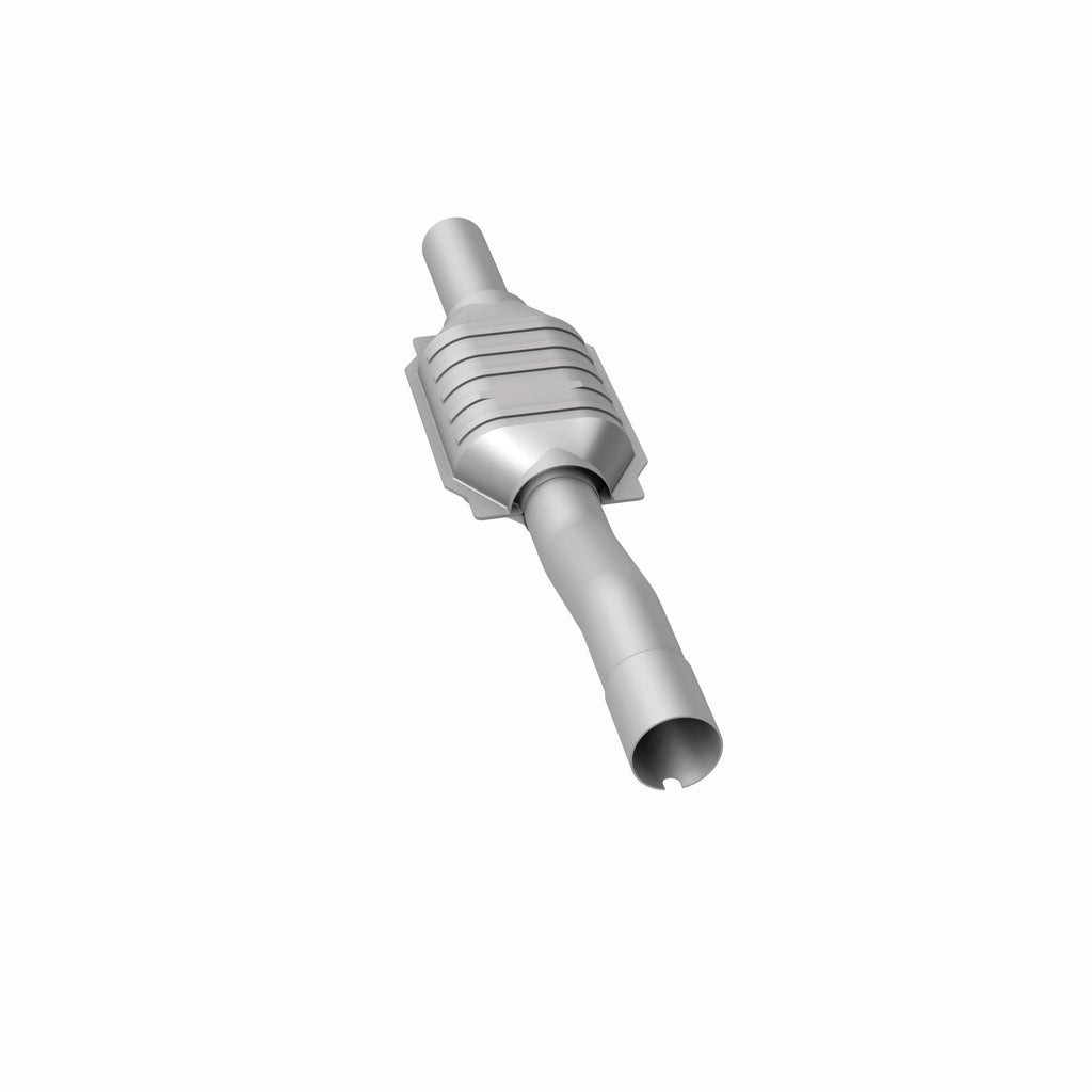 MagnaFlow Exhaust Products 51698 OEM Grade Direct-Fit Catalytic Converter for Select Jeep Grand Cherokee
