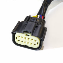 Load image into Gallery viewer, AlphaRex 810022 Wiring Adapter for Headlight Assembly for Select Ram 1500, Ram 2500, Ram 3500, Ram