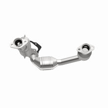 Load image into Gallery viewer, MagnaFlow Exhaust Products 441118 California CARB Direct-Fit Catalytic Converter for Select Ford Ranger, Mazda B3000