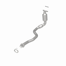 Load image into Gallery viewer, MagnaFlow Exhaust Products 52096 OEM Grade Direct-Fit Catalytic Converter for Select Chevrolet Equinox, Pontiac Torrent, Suzuki XL-7