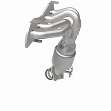 Load image into Gallery viewer, MagnaFlow Exhaust Products 5631520 California CARB Direct-Fit Catalytic Converter for Select Lexus ES300h, Toyota Avalon, Toyota Camry