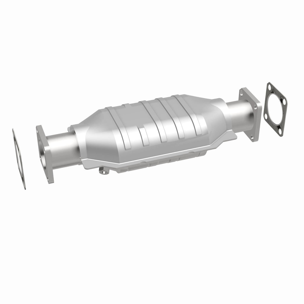MagnaFlow Exhaust Products 3391652 California CARB Direct-Fit Catalytic Converter for Select Chevrolet LUV, Isuzu Amigo, Isuzu Pickup, Isuzu Rodeo, Isuzu Trooper