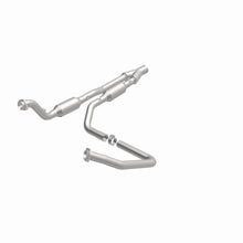 Load image into Gallery viewer, MagnaFlow Exhaust Products 5451358 California CARB Direct-Fit Catalytic Converter for Select Dodge Ram 2500, Dodge Ram