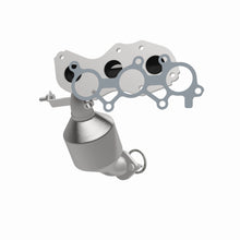Load image into Gallery viewer, MagnaFlow Exhaust Products 51832 OEM Grade Manifold Catalytic Converter for Select Lexus RX350, Toyota Highlander, Toyota Sienna