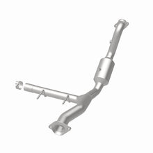Load image into Gallery viewer, MagnaFlow Exhaust Products 21-471 OEM Grade Direct-Fit Catalytic Converter for Select Ford F-150