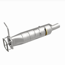 Load image into Gallery viewer, MagnaFlow Exhaust Products 280436 OEM Grade Direct-Fit Catalytic Converter for Select Ford F-53 Motorhome Chassis, Ford F-59 Commercial Stripped Chassis