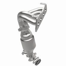 Load image into Gallery viewer, MagnaFlow Exhaust Products 5631520 California CARB Direct-Fit Catalytic Converter for Select Lexus ES300h, Toyota Avalon, Toyota Camry
