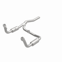 Load image into Gallery viewer, MagnaFlow Exhaust Products 52148 OEM Grade Direct-Fit Catalytic Converter for Select Dodge Nitro, Jeep Liberty