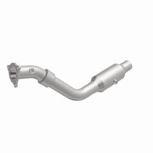 Load image into Gallery viewer, MagnaFlow Exhaust Products 4551018 California CARB Direct-Fit Catalytic Converter for Select Chrysler Pacifica