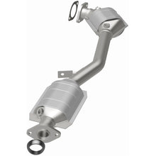 Load image into Gallery viewer, MagnaFlow Exhaust Products 451008 California CARB Direct-Fit Catalytic Converter for Select Subaru Forester
