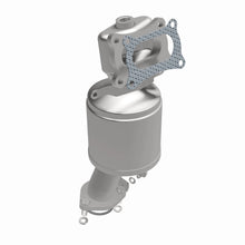 Load image into Gallery viewer, MagnaFlow Exhaust Products 5631898 California CARB Manifold Catalytic Converter for Select Honda Accord