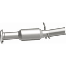 Load image into Gallery viewer, MagnaFlow Exhaust Products 52537 OEM Grade Direct-Fit Catalytic Converter for Select Toyota Highlander
