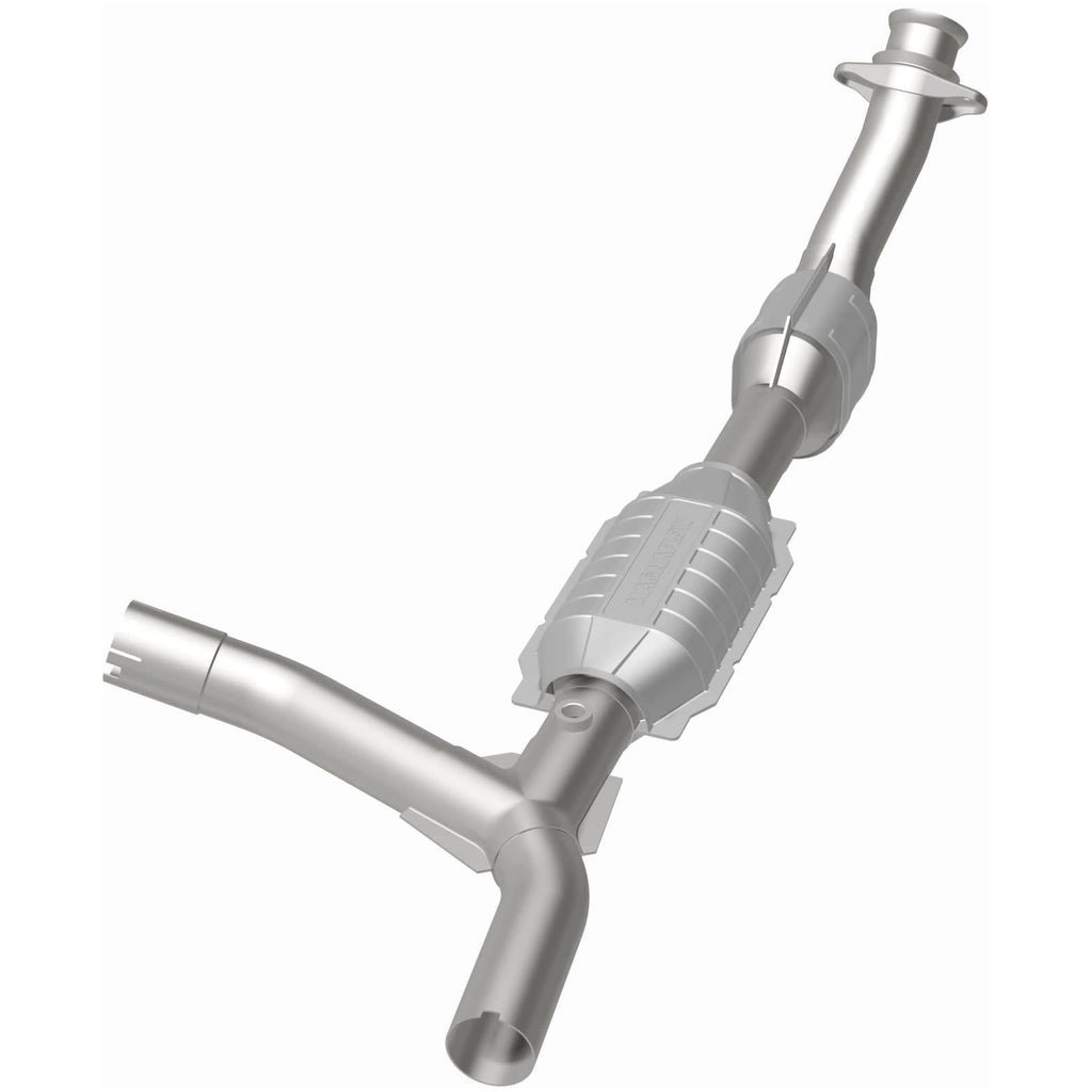 MagnaFlow Exhaust Products 49426 OEM Grade Direct-Fit Catalytic Converter for Select Ford E-150, Ford E-150 Club Wagon, Ford E-150 Econoline, Ford E-150 Econoline Club Wagon, Ford E-250, Ford E-250 Econoline