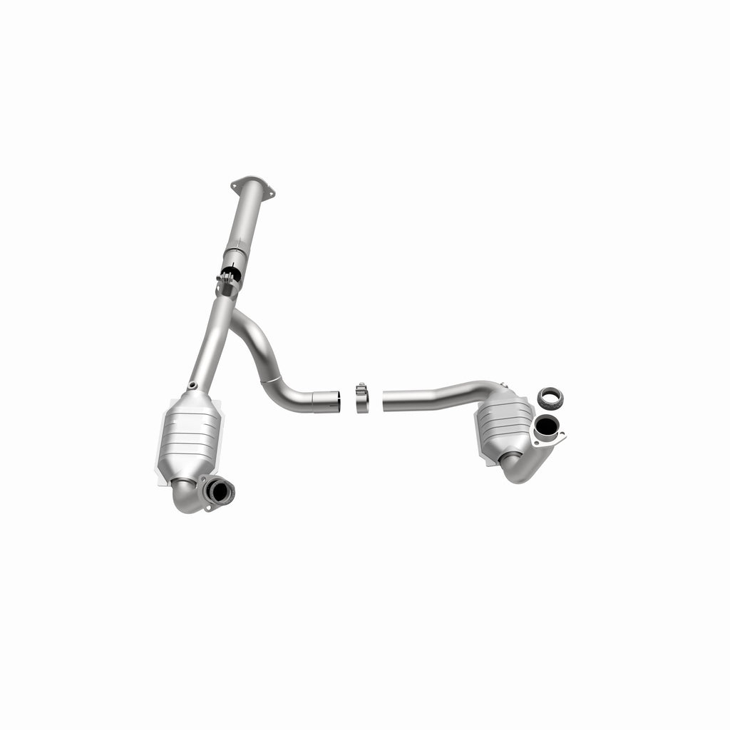 MagnaFlow Exhaust Products 51510 OEM Grade Direct-Fit Catalytic Converter for Select Chevrolet Express 1500, GMC Savana