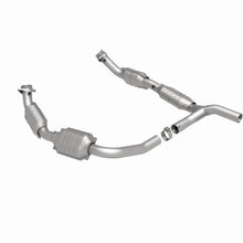 Load image into Gallery viewer, MagnaFlow Exhaust Products 51640 OEM Grade Direct-Fit Catalytic Converter for Select Ford E-150, Ford E-250