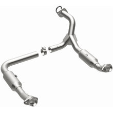 Load image into Gallery viewer, MagnaFlow Exhaust Products 93627 HM Grade Direct-Fit Catalytic Converter for Select Ford Explorer, Ford Explorer Sport Trac, Mercury Mountaineer