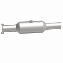 Load image into Gallery viewer, MagnaFlow Exhaust Products 5561288 California CARB Direct-Fit Catalytic Converter for Select Ford Fusion, Mercury Milan