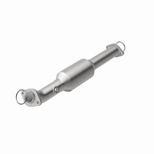 Load image into Gallery viewer, MagnaFlow Exhaust Products 5592661 California CARB Direct-Fit Catalytic Converter for Select Toyota Tacoma