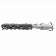 Load image into Gallery viewer, MagnaFlow Exhaust Products 49357 OEM Grade Manifold Catalytic Converter for Select INFINITI QX56, Nissan Armada, Nissan NV2500, Nissan NV3500, Nissan Pathfinder, Nissan Pathfinder Armada, Nissan TITAN