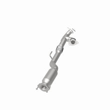Load image into Gallery viewer, MagnaFlow Exhaust Products 5592852 California CARB Direct-Fit Catalytic Converter for Select Nissan Murano