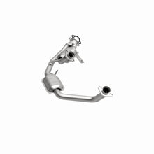 Load image into Gallery viewer, MagnaFlow Exhaust Products 23523 HM Grade Direct-Fit Catalytic Converter for Select Ford Taurus, Mercury Sable
