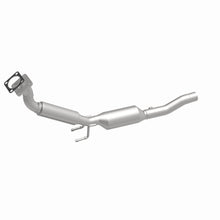 Load image into Gallery viewer, MagnaFlow Exhaust Products 5461526 California CARB Direct-Fit Catalytic Converter for Select Volkswagen Beetle, Volkswagen Golf, Volkswagen Jetta