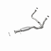 Load image into Gallery viewer, MagnaFlow Exhaust Products 93227 HM Grade Direct-Fit Catalytic Converter for Select Chevrolet S10, GMC Sonoma