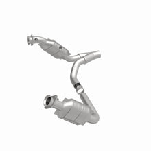 Load image into Gallery viewer, MagnaFlow Exhaust Products 5551664 California CARB Direct-Fit Catalytic Converter for Select Dodge Ram 1500, Ram