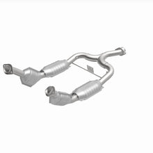 Load image into Gallery viewer, MagnaFlow Exhaust Products 441108 California CARB Direct-Fit Catalytic Converter for Select Ford Mustang