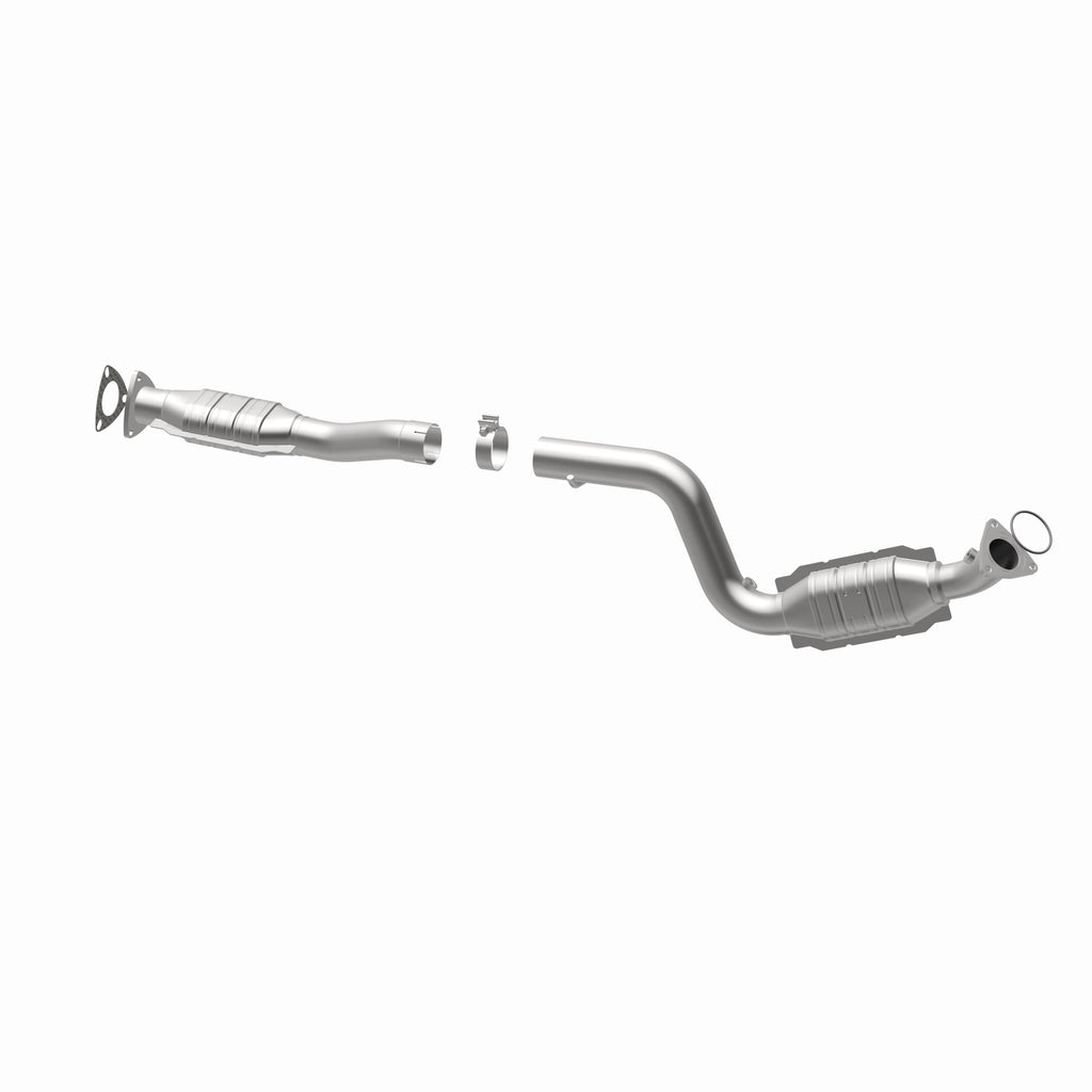 MagnaFlow Exhaust Products 51534 OEM Grade Direct-Fit Catalytic Converter for Select Chevrolet Express 2500, Chevrolet Express 3500, GMC Savana 2500, GMC Savana