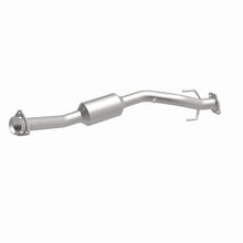 Load image into Gallery viewer, MagnaFlow Exhaust Products 5551221 California CARB Direct-Fit Catalytic Converter for Select Buick Rainier, Chevrolet Trailblazer, GMC Envoy, Isuzu Ascender