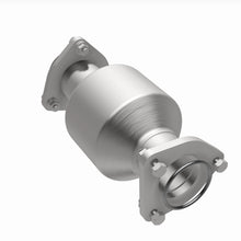 Load image into Gallery viewer, MagnaFlow Exhaust Products 5571476 California CARB Direct-Fit Catalytic Converter for Select Honda Accord