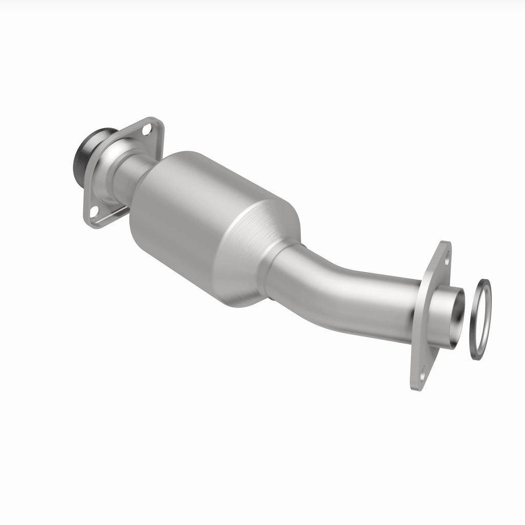 MagnaFlow Exhaust Products 280095 OEM Grade Direct-Fit Catalytic Converter for Select Toyota Sienna