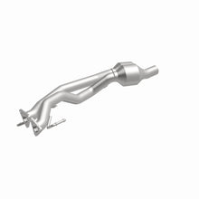 Load image into Gallery viewer, MagnaFlow Exhaust Products 51957 OEM Grade Direct-Fit Catalytic Converter for Select Audi Q7, Volkswagen Touareg