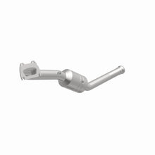Load image into Gallery viewer, MagnaFlow Exhaust Products 5551737 California CARB Direct-Fit Catalytic Converter for Select Dodge Durango, Jeep Grand Cherokee