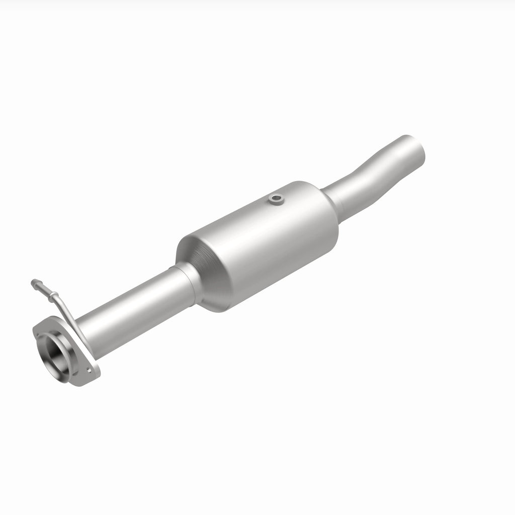 MagnaFlow Exhaust Products 280434 OEM Grade Direct-Fit Catalytic Converter for Select Ford F-350 Super Duty, Ford F-450 Super Duty, Ford F-550 Super Duty