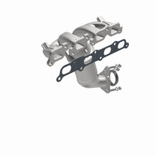 Load image into Gallery viewer, MagnaFlow Exhaust Products 49378 OEM Grade Manifold Catalytic Converter for Select Chevrolet Colorado, GMC Canyon, Isuzu i-290